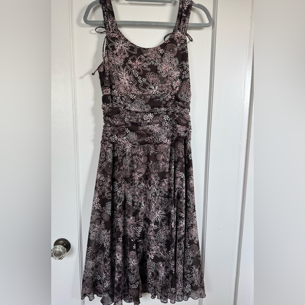 Floral Sleeveless Dress - Picture 2 of 4